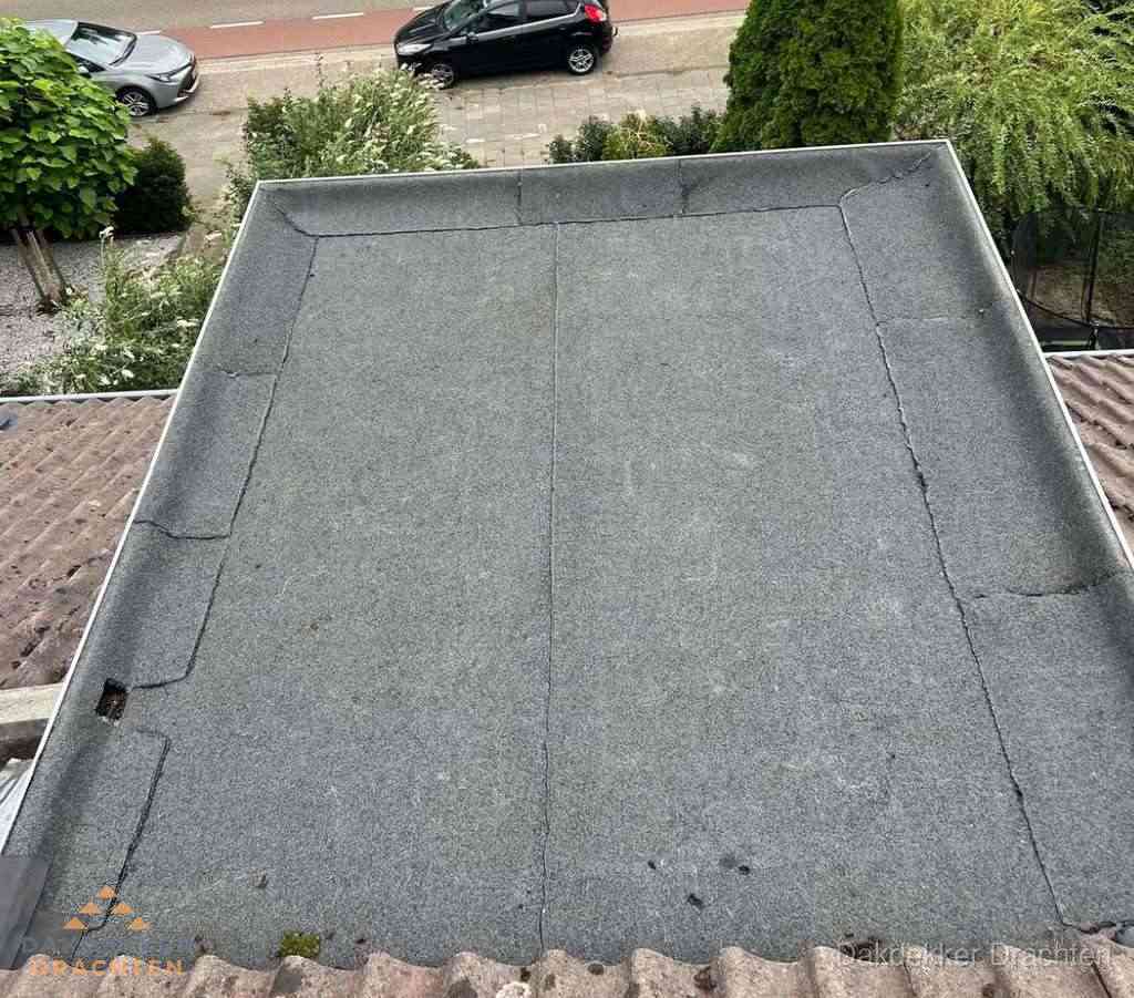 Dakbedekking schuur met bitumen in Drachten Dakbedekking schuur met bitumen in Drachten